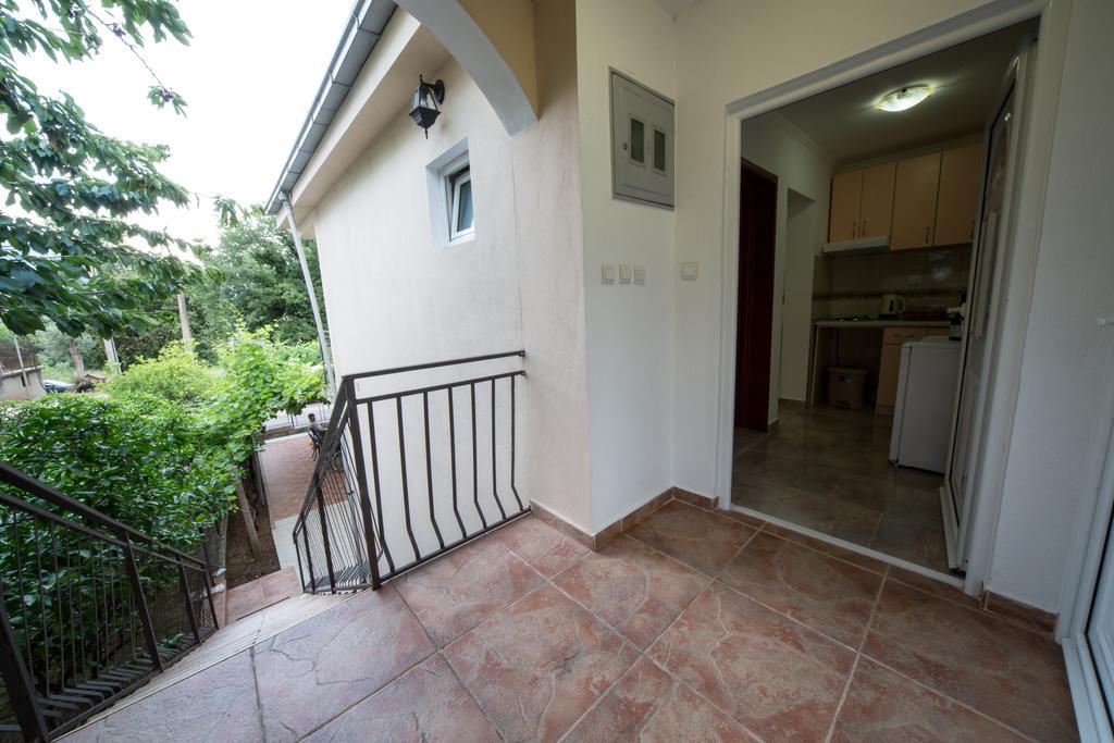 Apartments Pavicevic Тиват Стая снимка