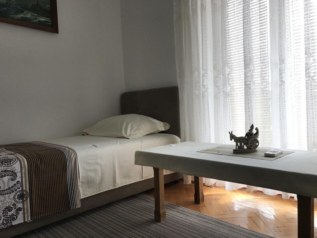 Apartments Pavicevic Тиват Екстериор снимка