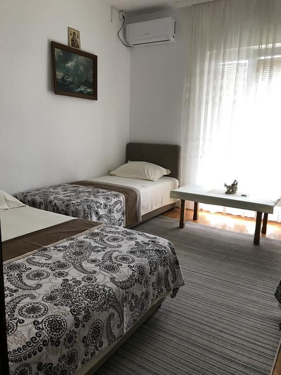 Apartments Pavicevic Тиват Екстериор снимка
